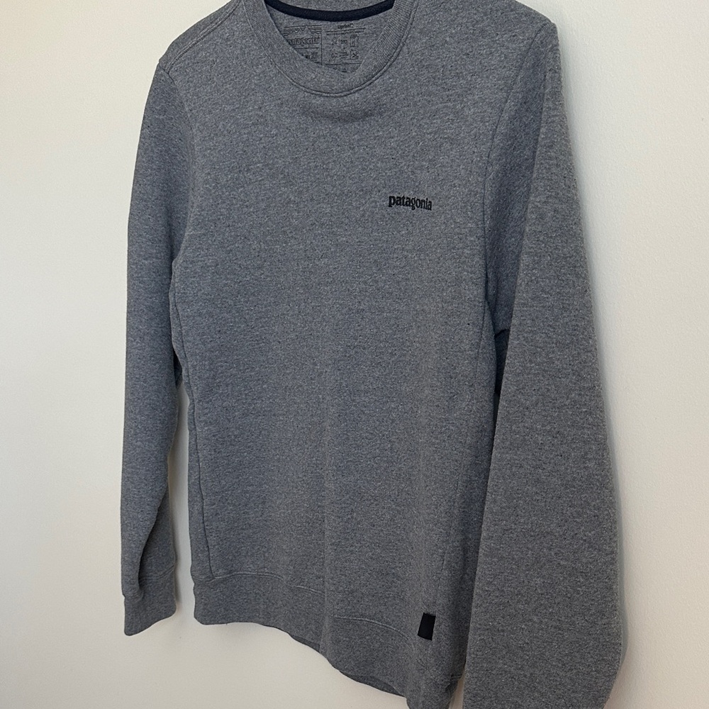 Patagonia Men's or Women’s (Unisex) Charcoal Gray Crewneck Sweater/Sweatshirt - Picture 5 of 9